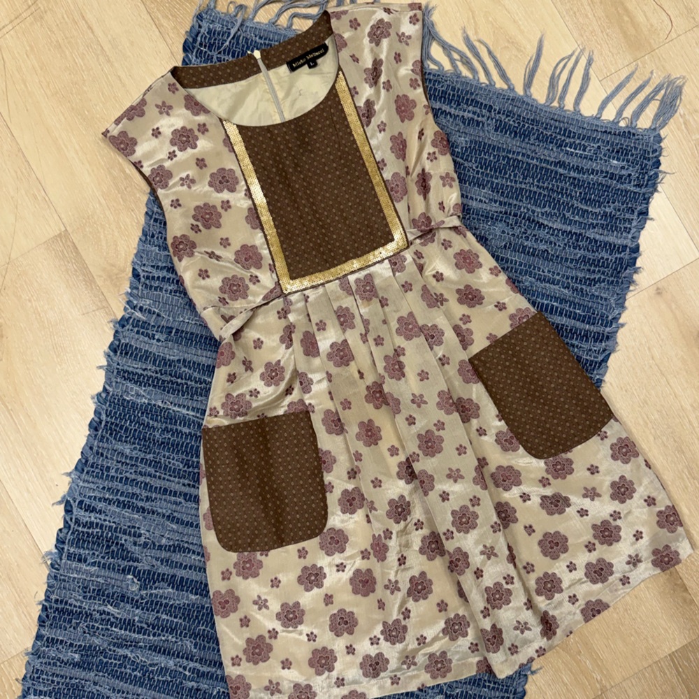Mieko Mellucci Floral neutral high waisted sleeveless babydoll mini Dress M